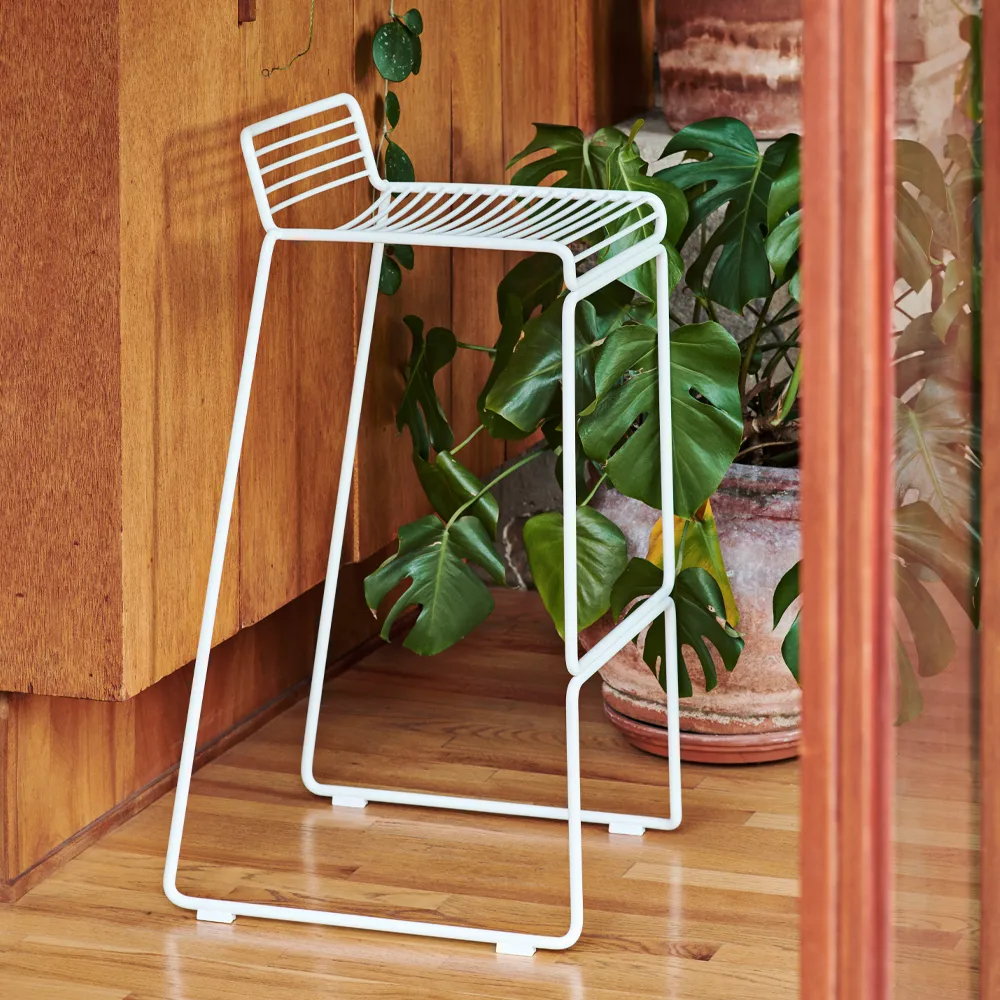 Hee High barstool 75 cm, White HAY