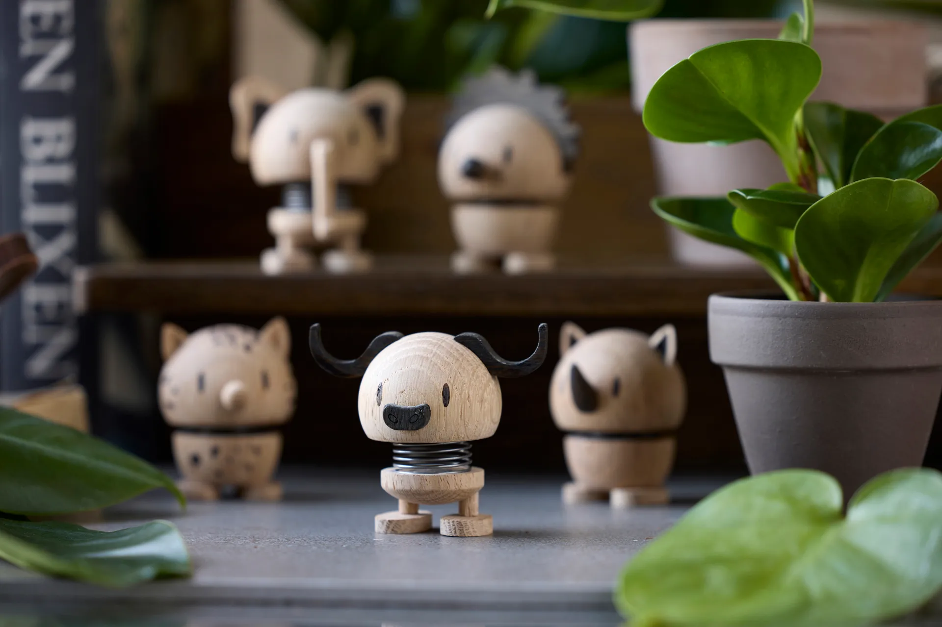 Hoptimist figure S, Lion, oak Hoptimist