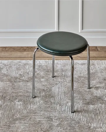 Comma round stool - Dark green, Ø37x45 cm - House Doctor