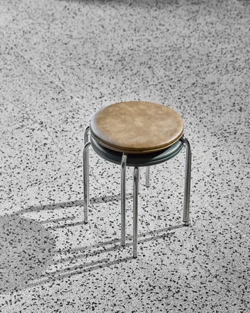Comma round stool - Khaki, Ø37x45 cm - House Doctor