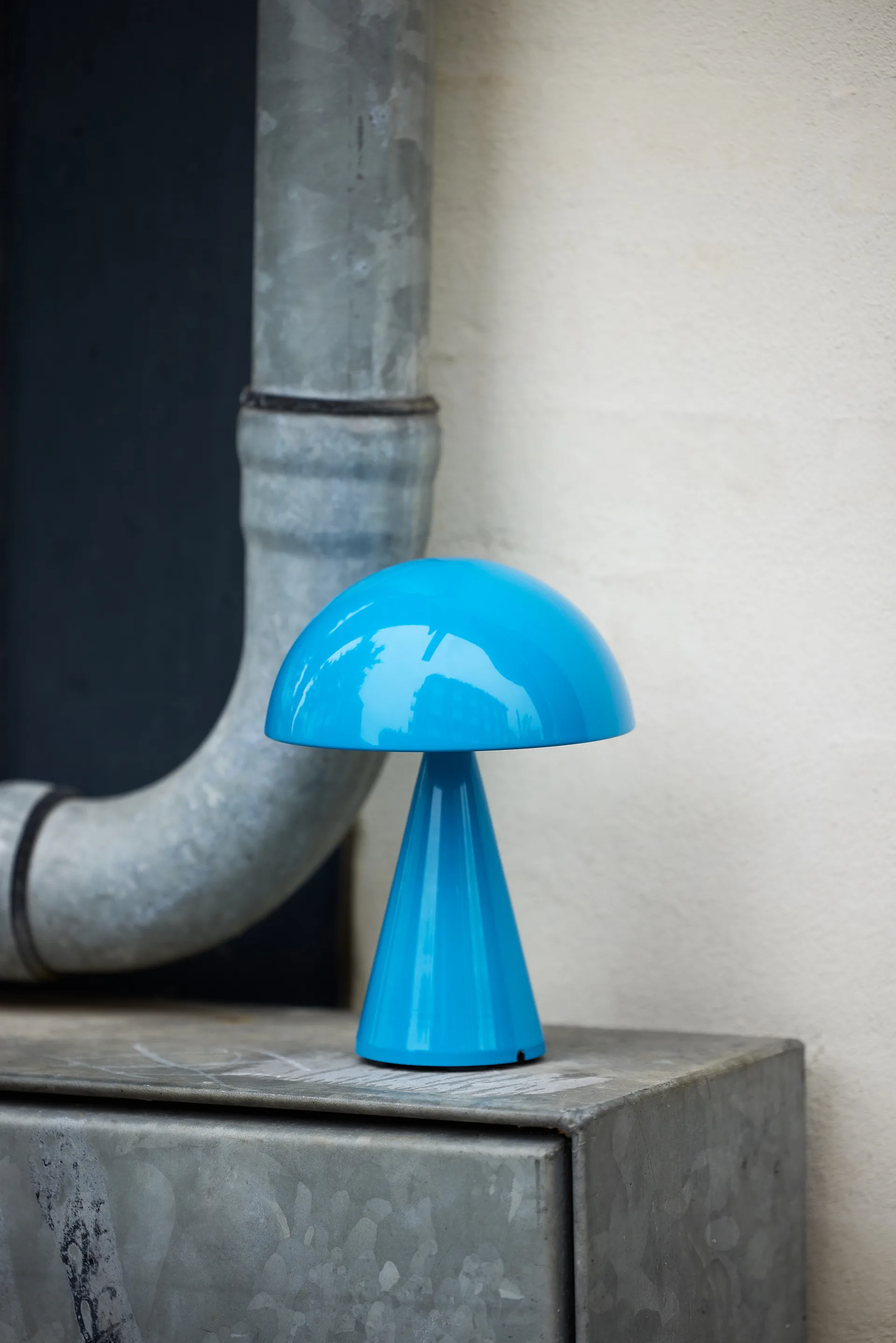 Mush portable table lamp, Blue Hübsch