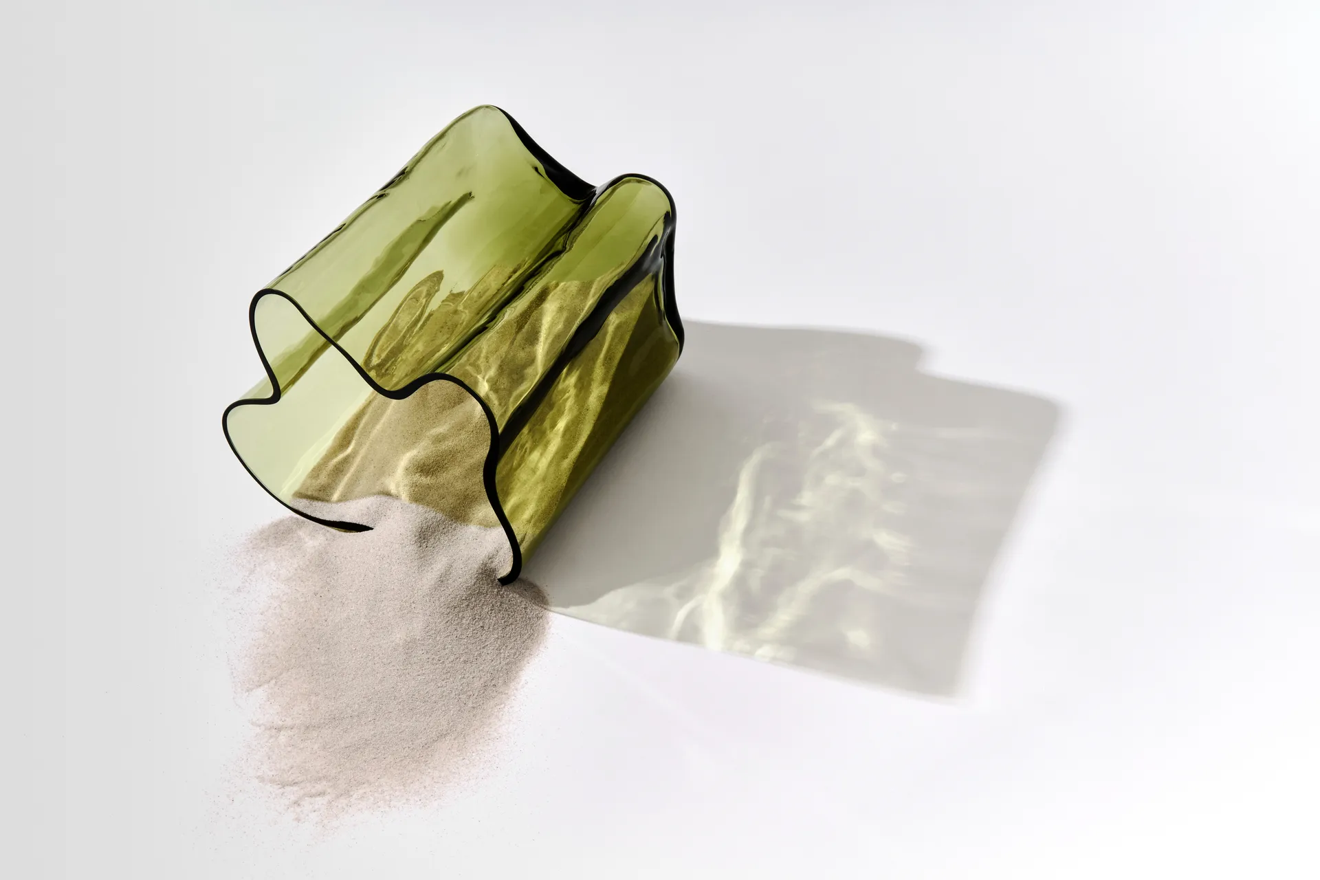 Alvar Aalto vase Limited Edition 200 mm, Finnish sand Iittala