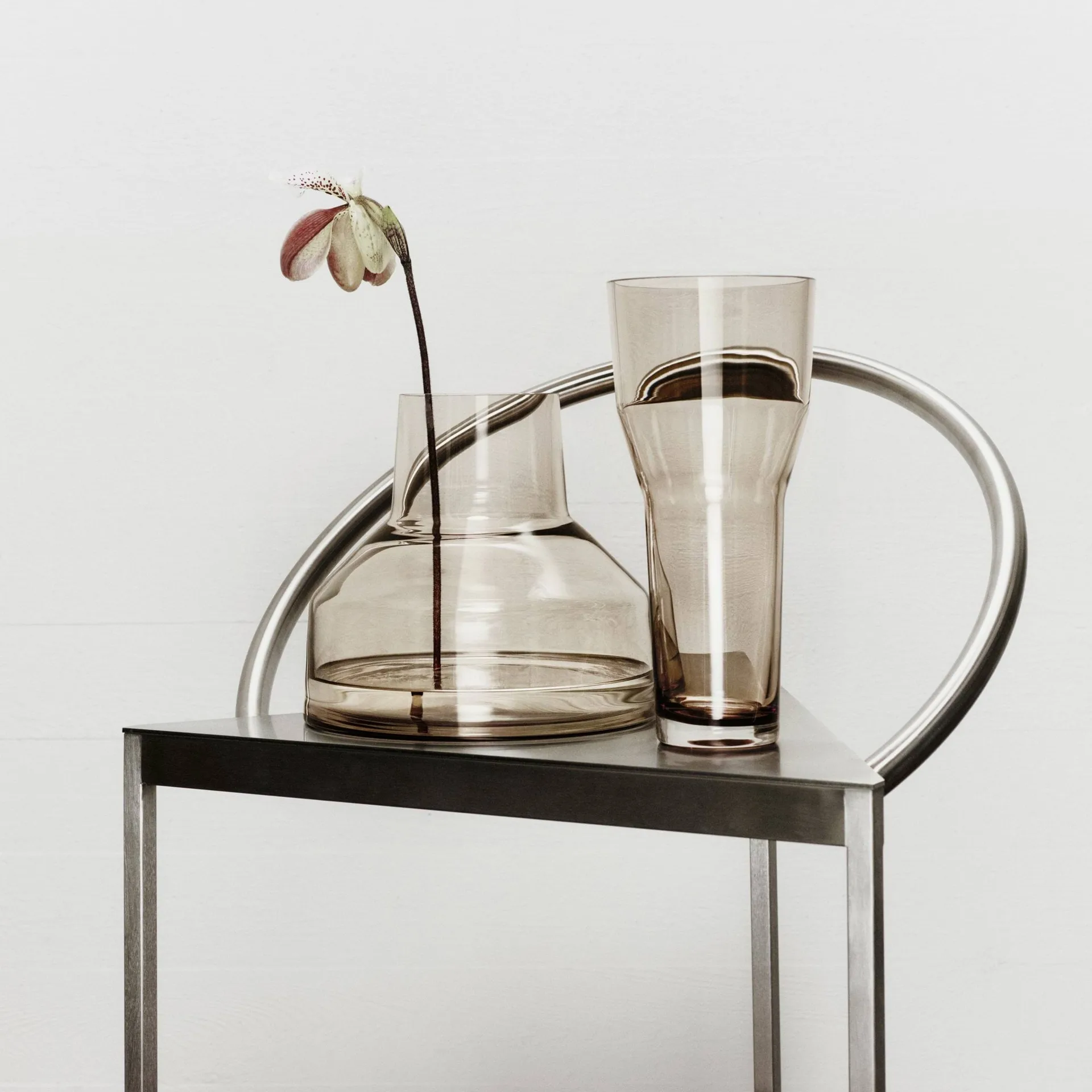 Solare vase high Ø12x26 cm, Linen Iittala