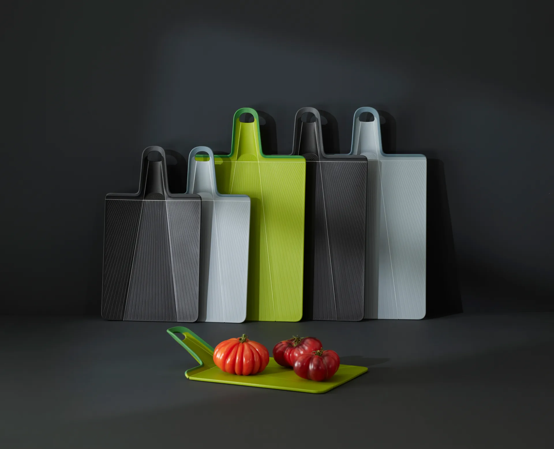 Chop2pot Cutting Board Plus Black, Large Joseph Joseph