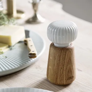 Hammershøi spice mill small - White, 14 cm - Kähler