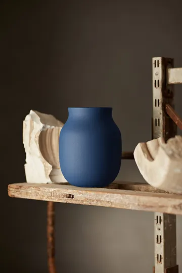 Studio Omaggio vase - Blue, 20 cm - Kähler