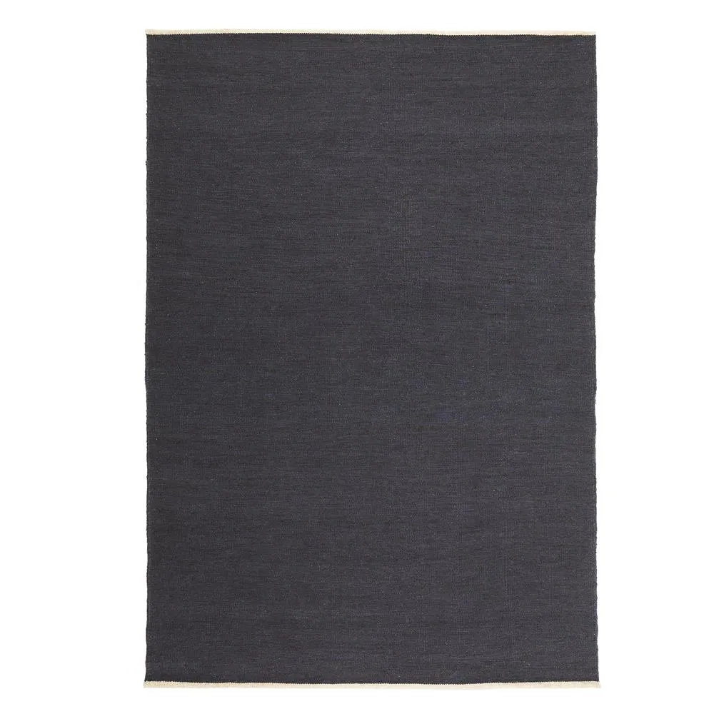 Allium rug 170 x 240 cm, Almost svart Kateha