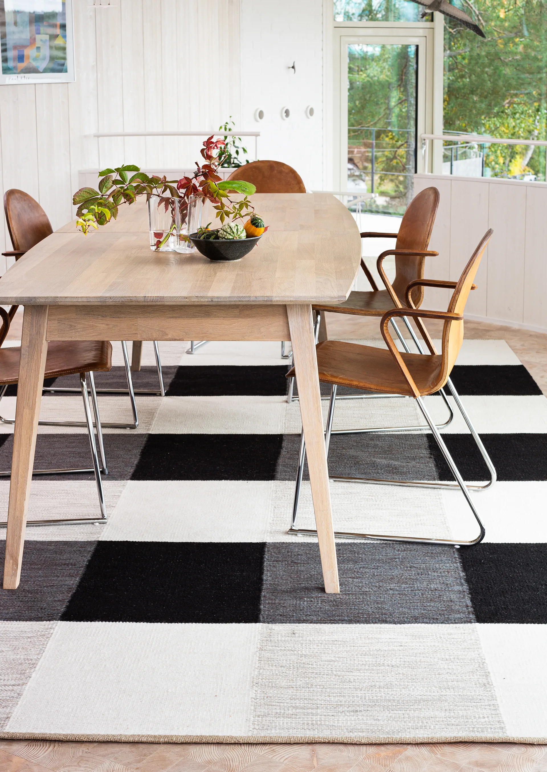 Night and Day handwoven rug 170x240 cm, White/black, 200x300 cm Kateha
