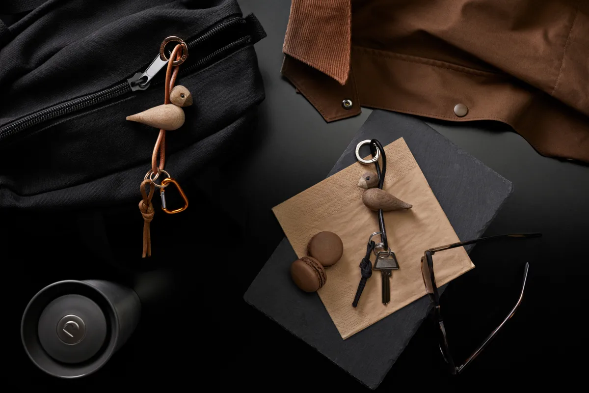 Kaj Bojesen bird keyring, Oak, natural leather Kay Bojesen Denmark