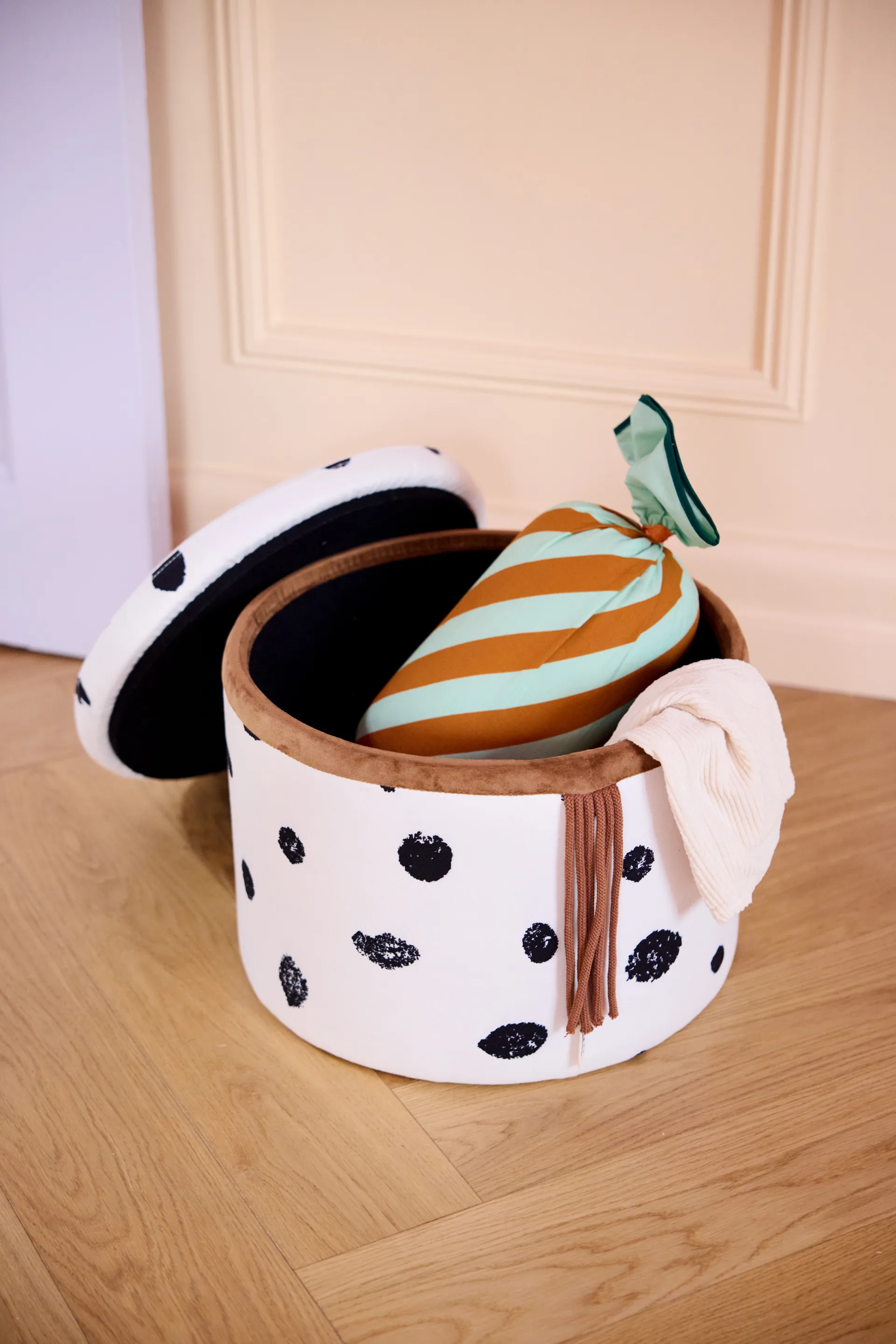 Pippi candy cushion, Green, 53x16 cm Kid's Concept