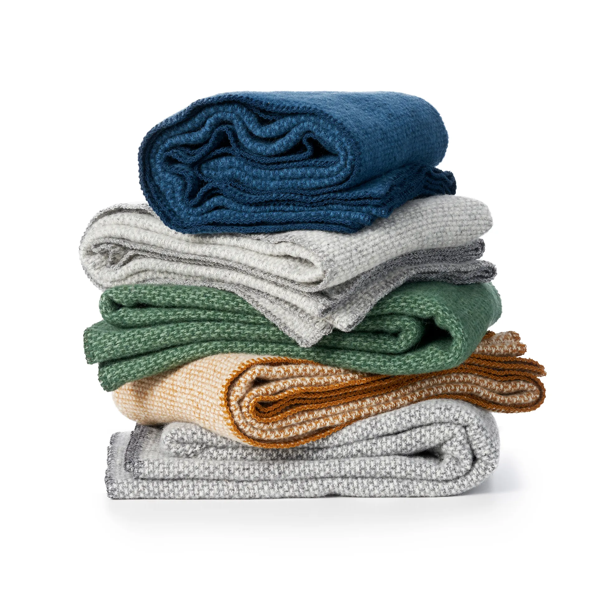 Domino wool blanket, Crème caramel, 130x180 cm Klippan Yllefabrik