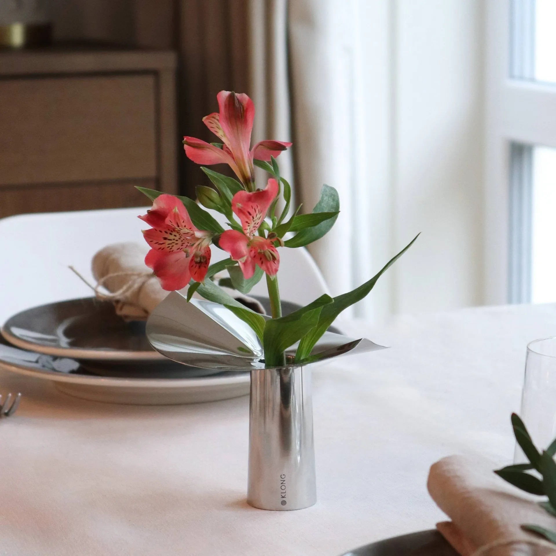 Löv vase-candle holder, Stainless steel. 10 cm KLONG