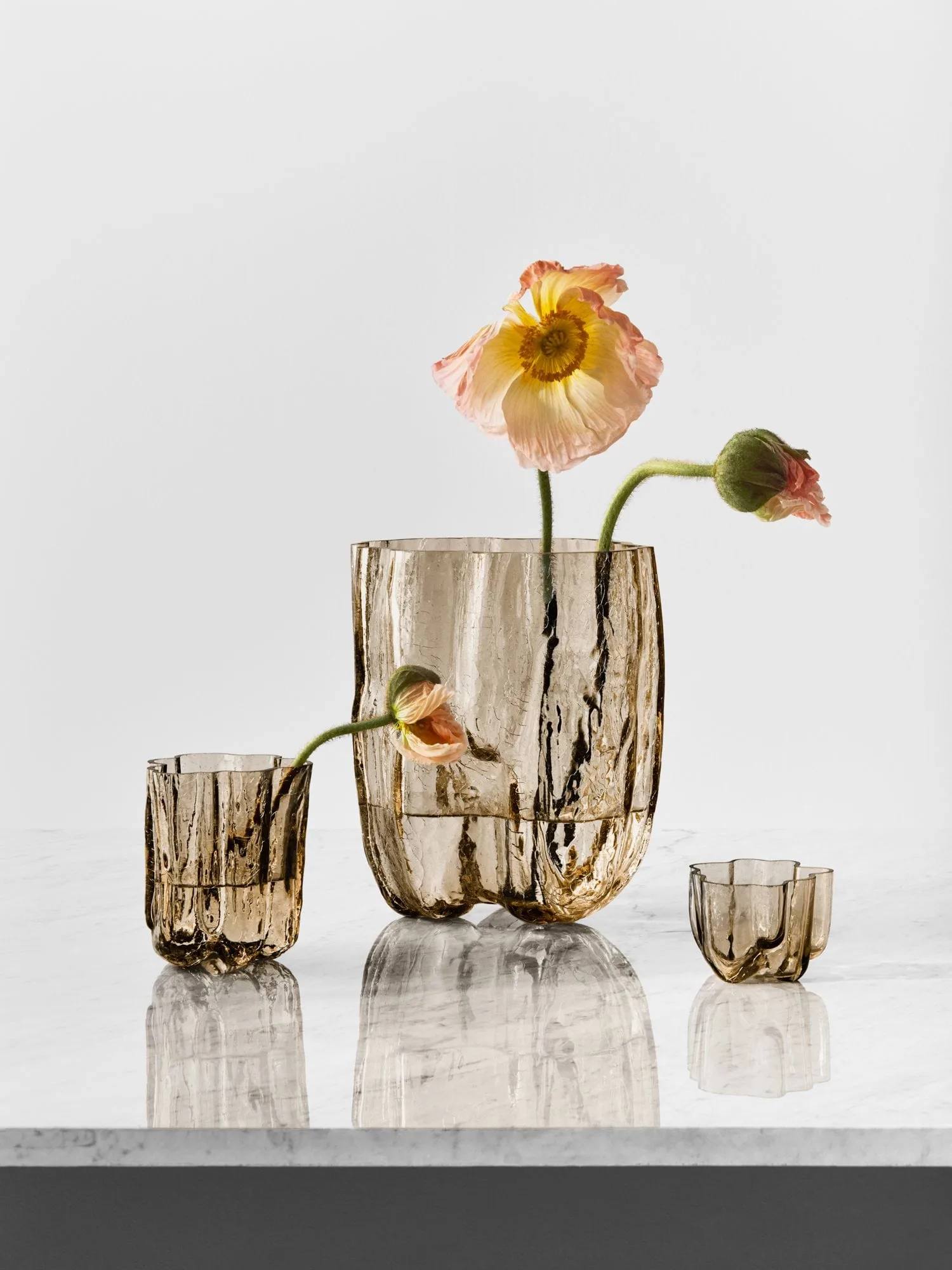 Crackle vase 27 cm, Taupe Kosta Boda