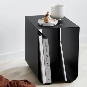 Curved side table - Stainless steel - Kristina Dam Studio