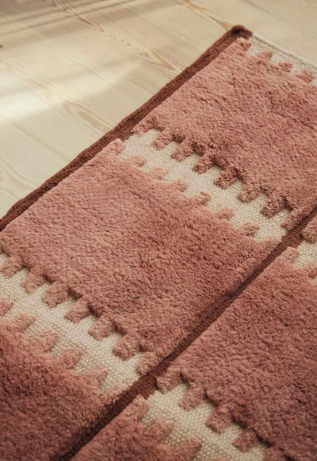 Lilly wool carpet, Rust, 250x350 cm Layered