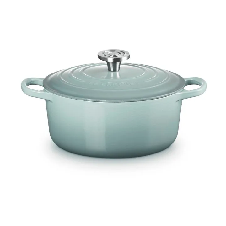 Le Creuset Signature cast iron round casserole - Sea Salt, 4.2 l - Le Creuset