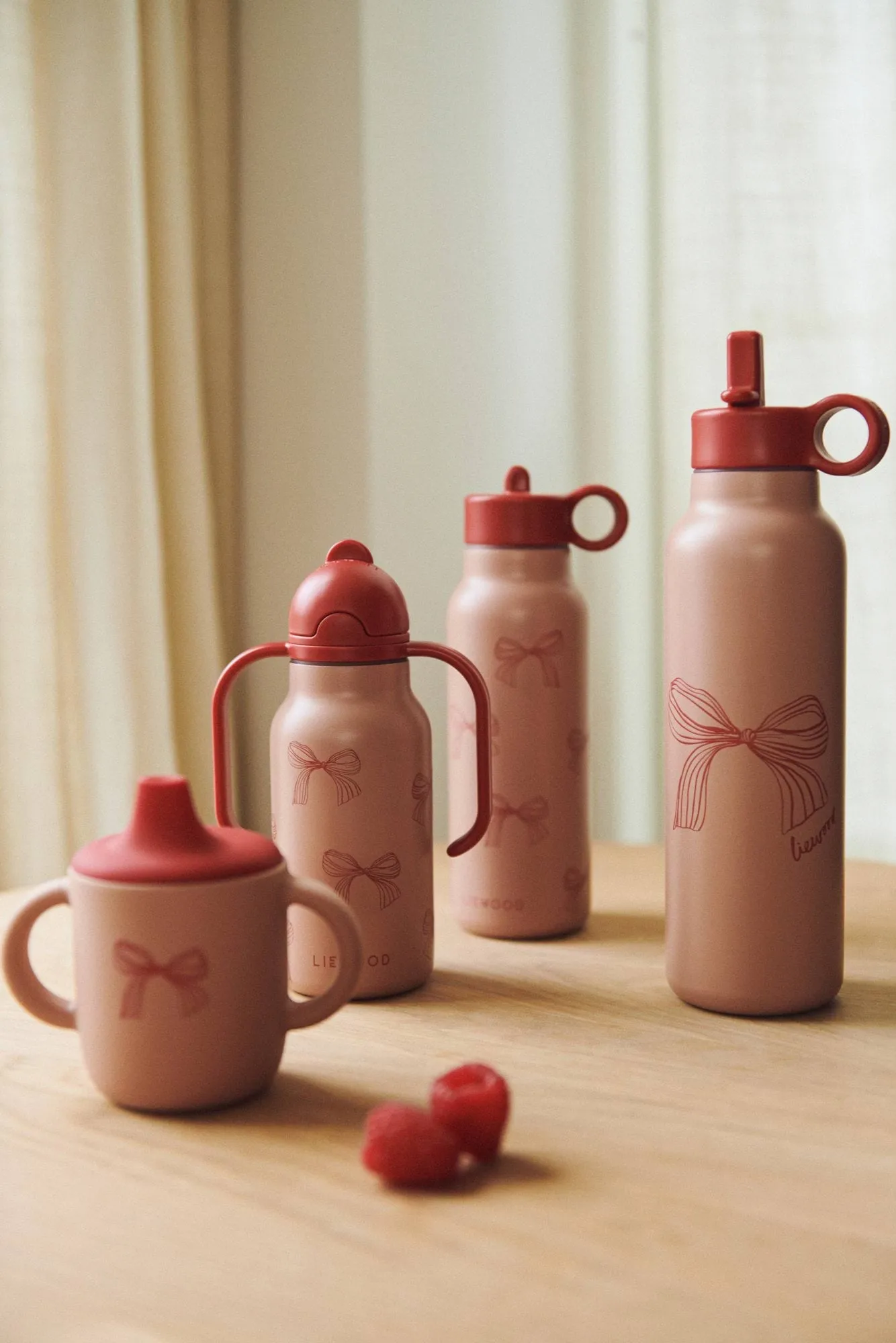 Falk water bottle 50 cl, Bows-Pale Tuscany Liewood