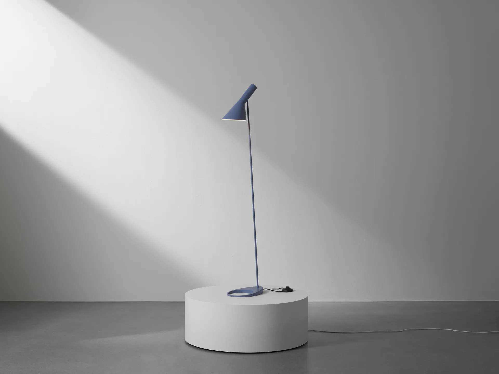 AJ floor lamp, Dusty blue Louis Poulsen