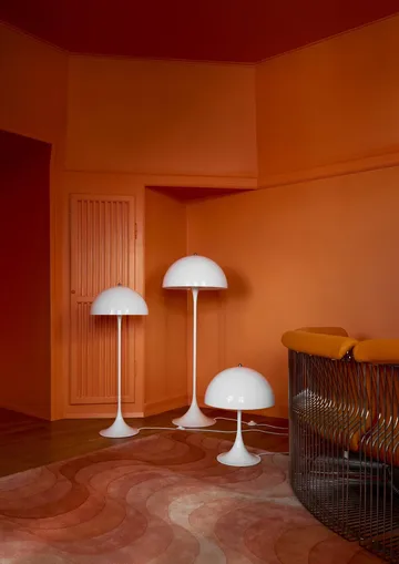 Panthella 500 floor lamp - V3, Opal white - Louis Poulsen