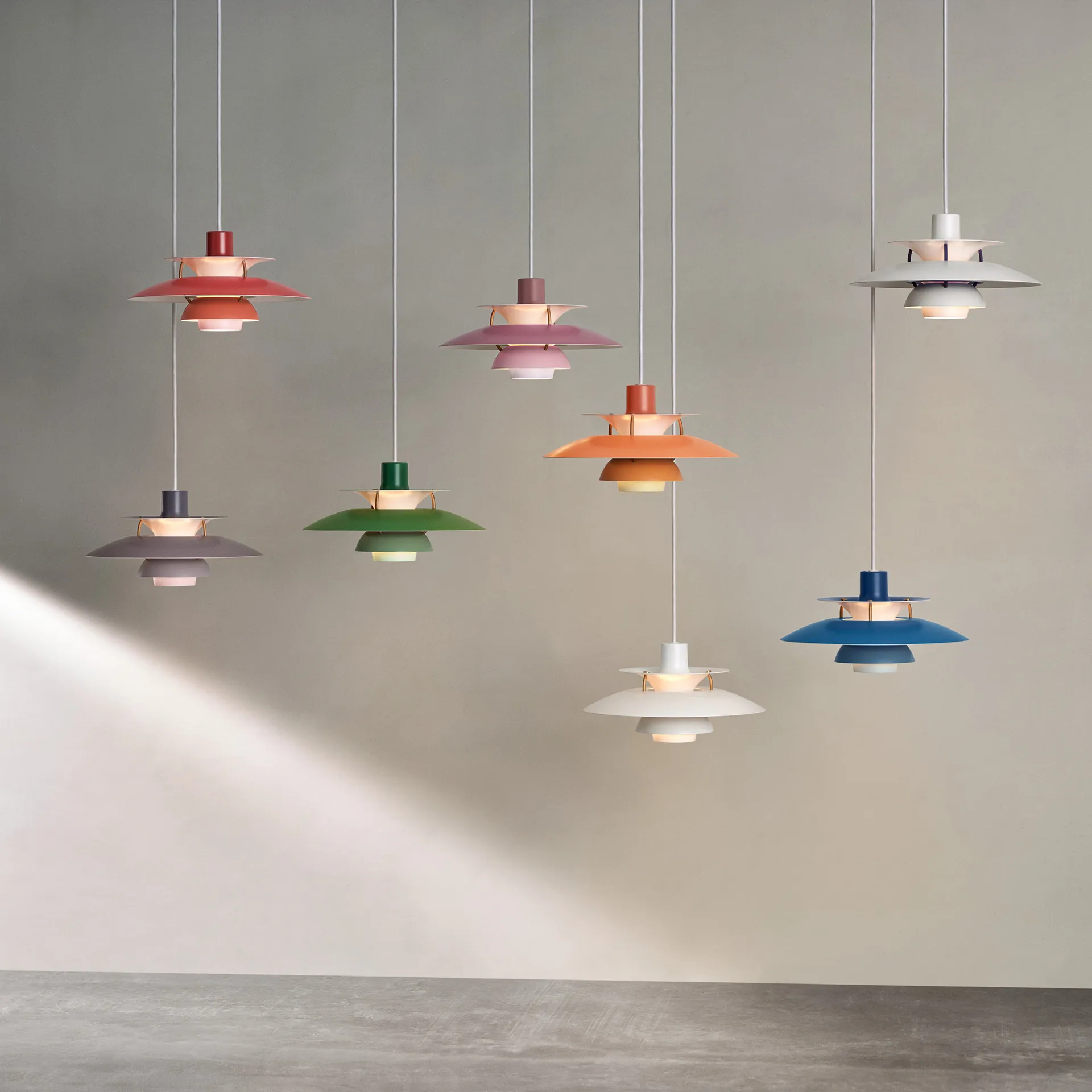 PH 5 pendant light, Ø300, Modern white Louis Poulsen