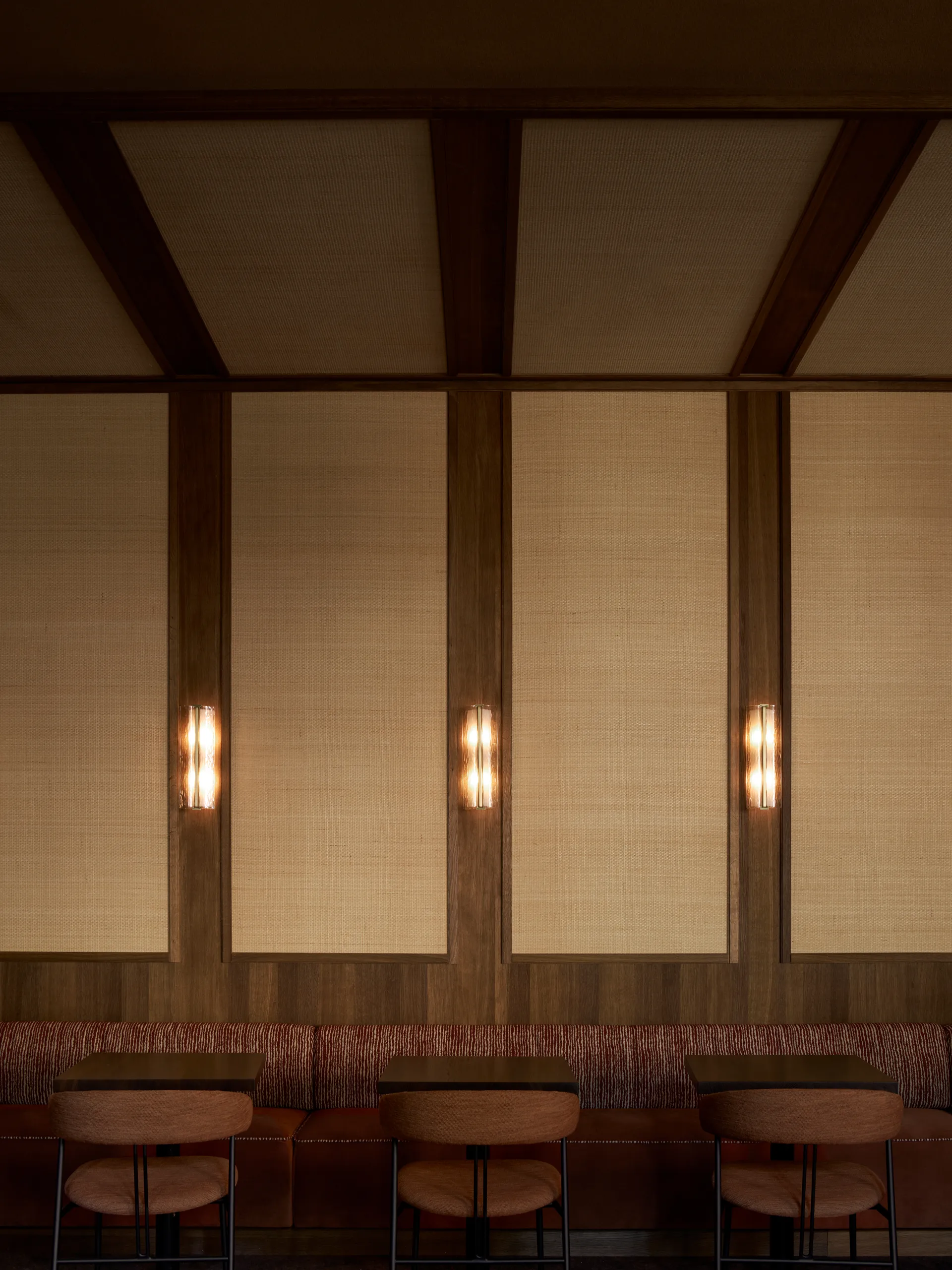 Ryff wall lamp, Brass LYFA