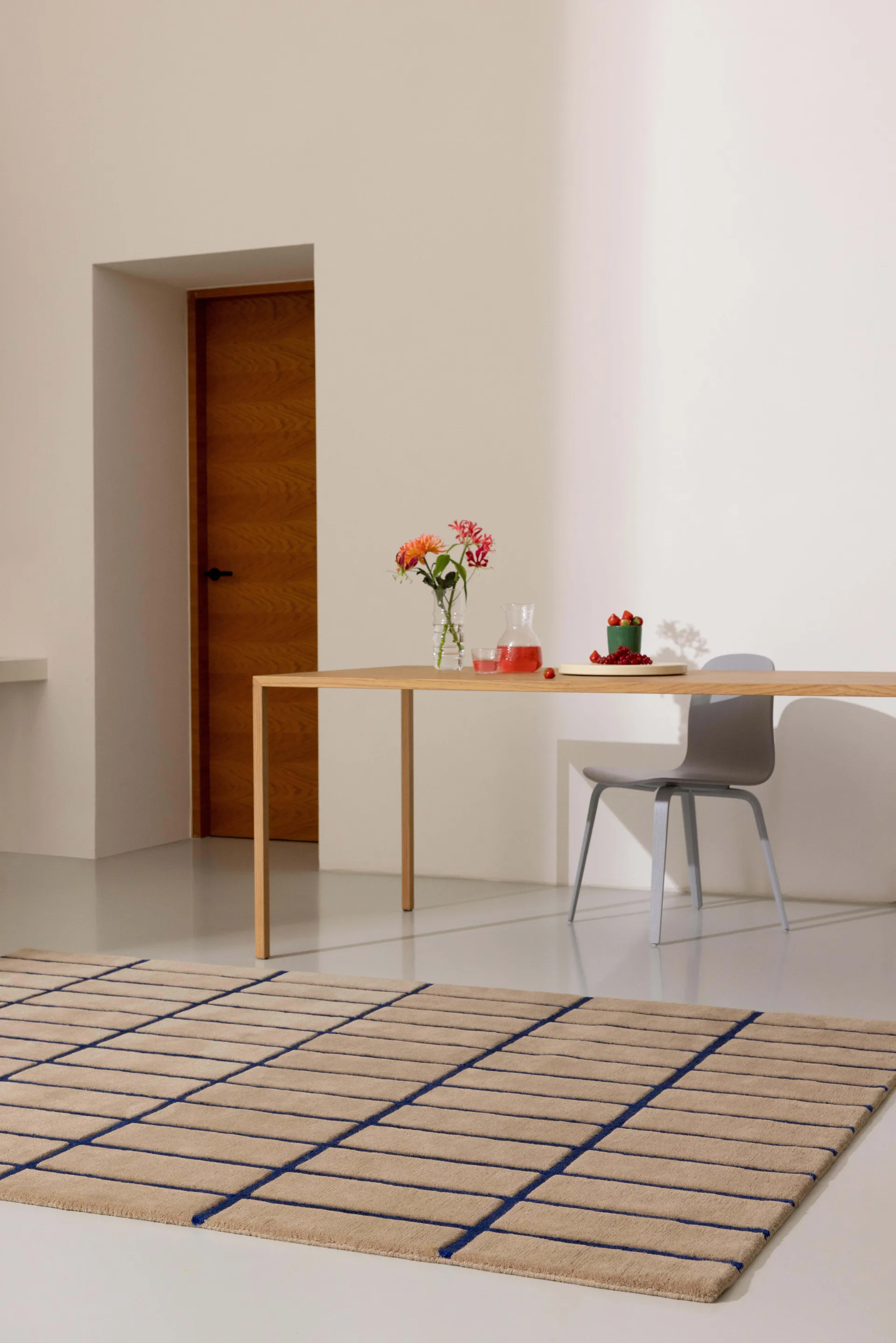 Tiiliskivi wool rug, Bright blue, 200x280 cm Marimekko