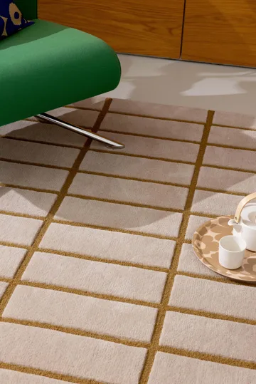 Tiiliskivi wool rug - Bronze yellow, 140x200 cm - Marimekko