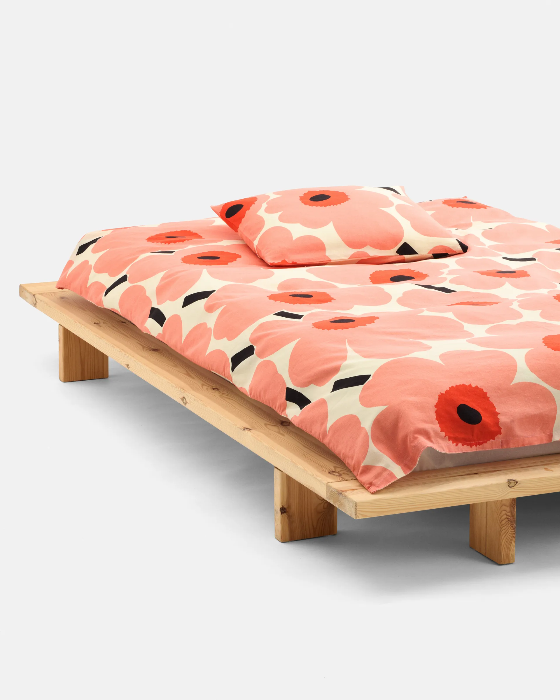 Unikko duvet cover 220x240 cm, Off white-coral-orange red-charcoal Marimekko