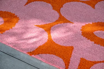 Unikko outdoor rug - Pink-orange, 250x350 cm - Marimekko