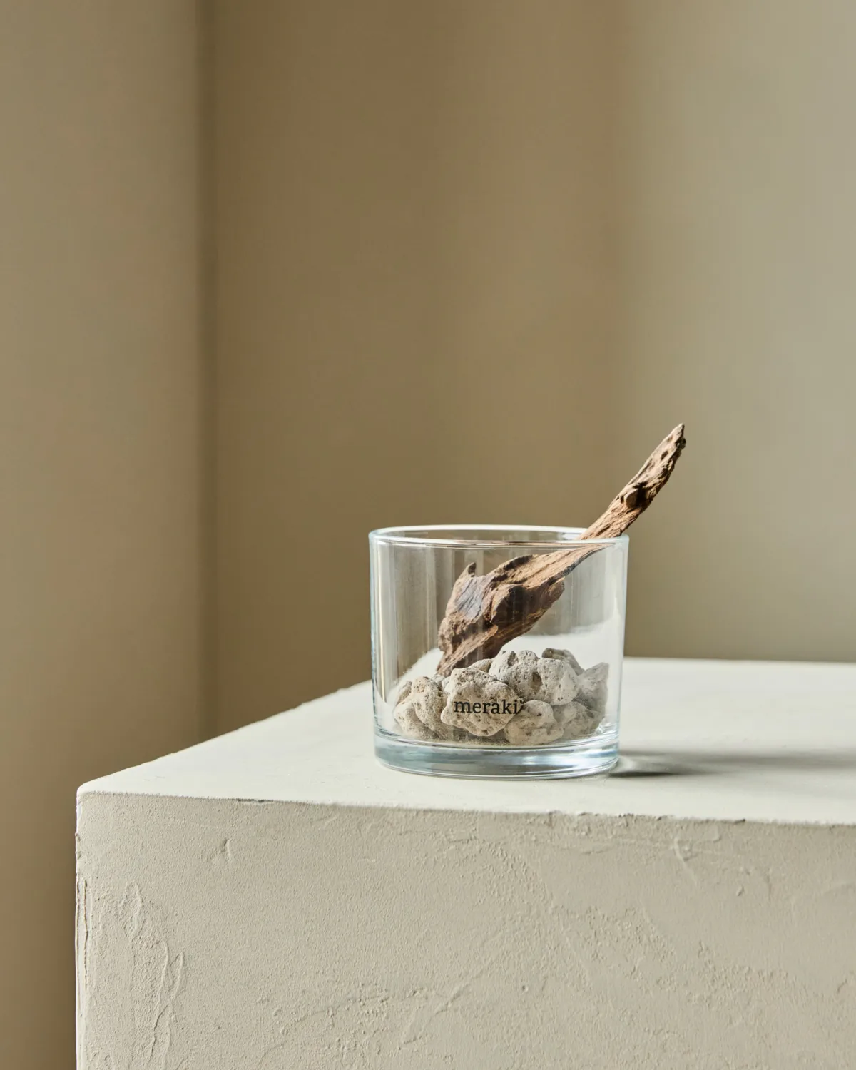 Meraki diffuser lava stone and wood, Black Meraki