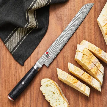 Raw 5000FCD bread knife 23 cm - Damascus black - Miyabi