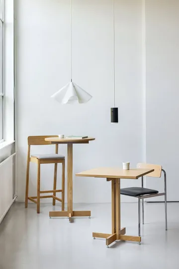 KUMU café table - Oiled oak, 60x60 cm - MOEBE