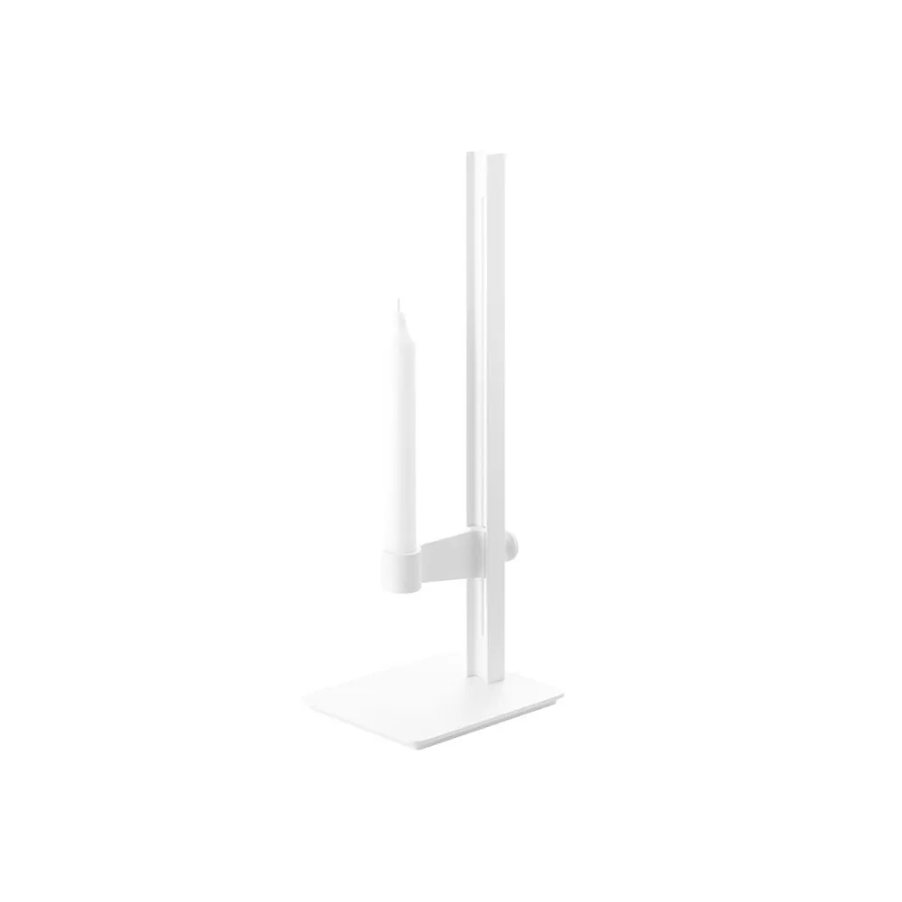 Museum candlesticks, White Museum