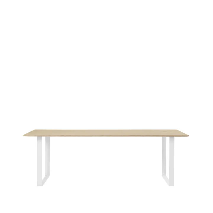 70/70 dining table 225x90 cm - Oak venner-Plywood-White - Muuto