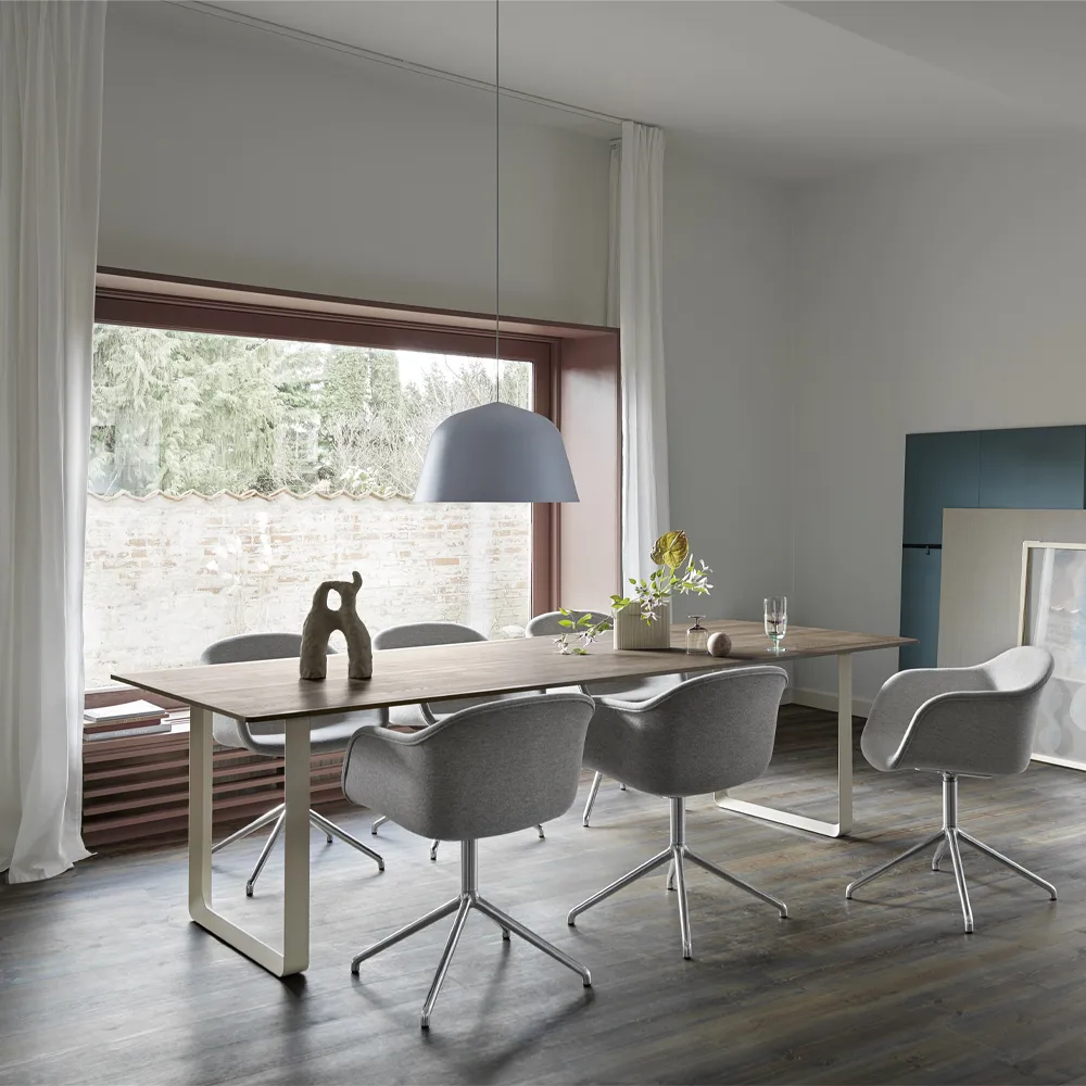 70/70 dining table 255x108 cm, Solid oak-Black Muuto