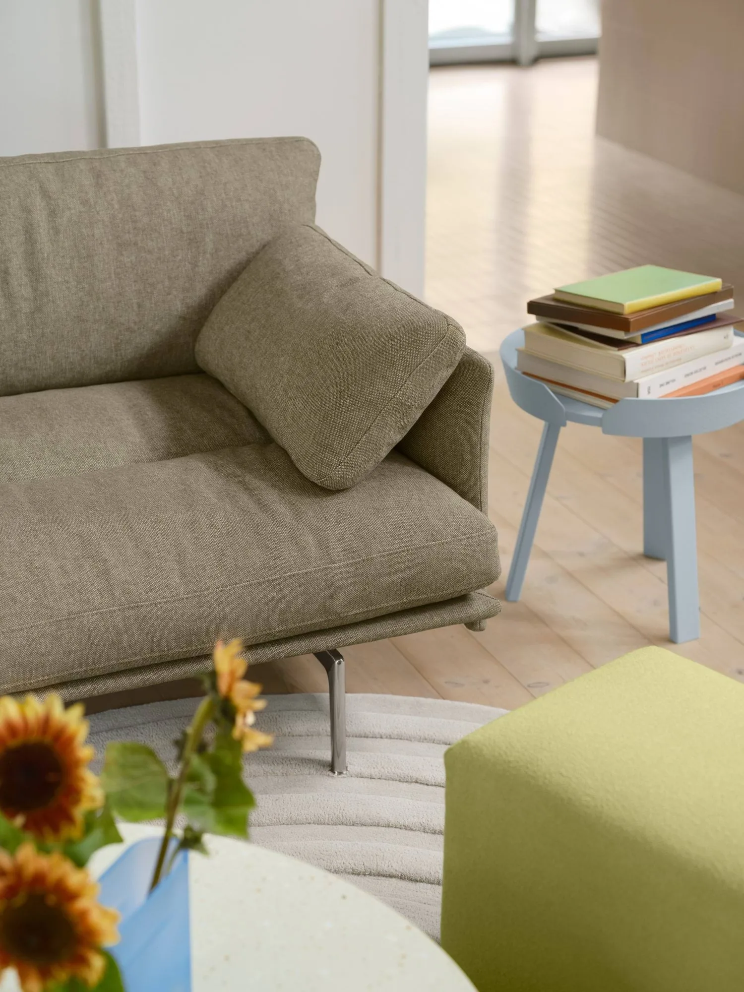Around table small, Light-blue Muuto