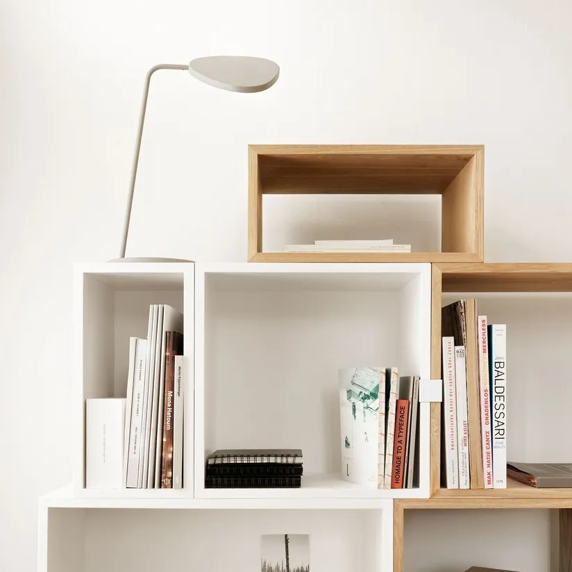 Leaf table lamp white, grey Muuto