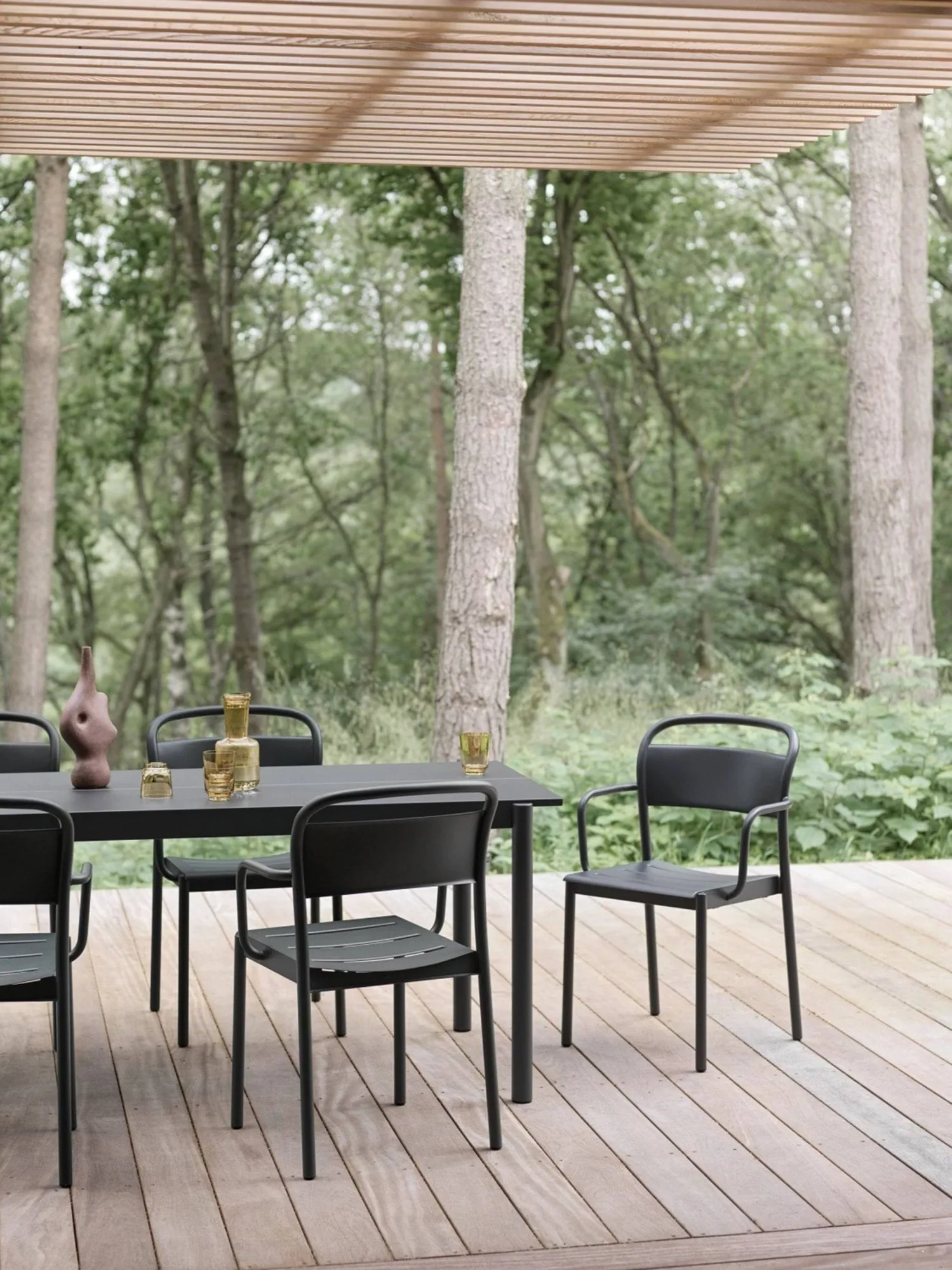 Linear steel table table 220x90 cm, Black (RAL 7021) Muuto