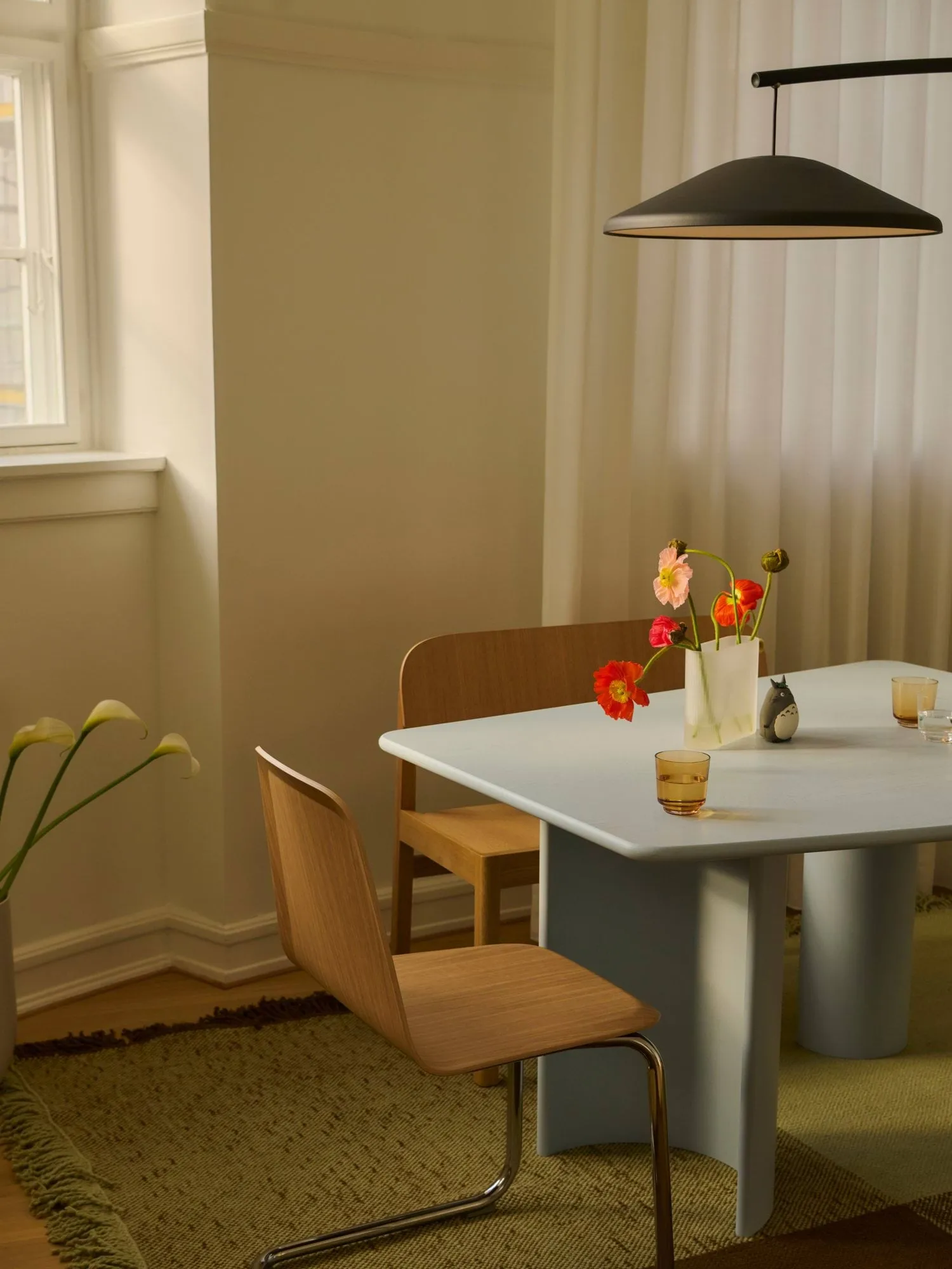 Re-norm dining table, Light blue, 130x120 cm Muuto