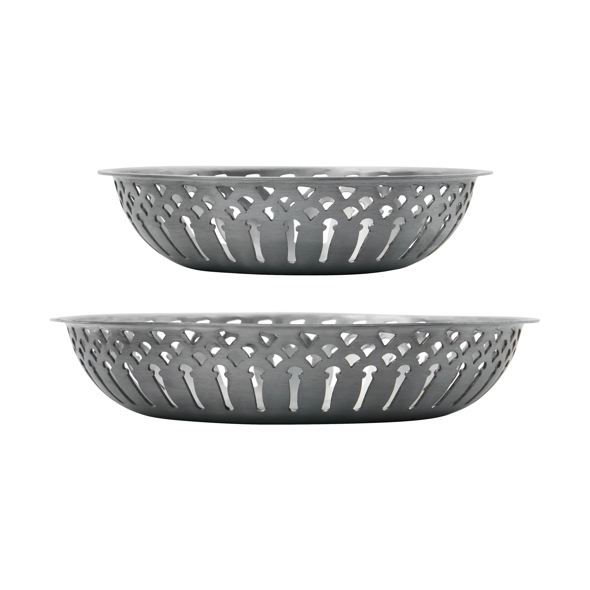Nicolas Vahé bread basket 2 pieces, Aluminium antique silver finish Nicolas Vahé