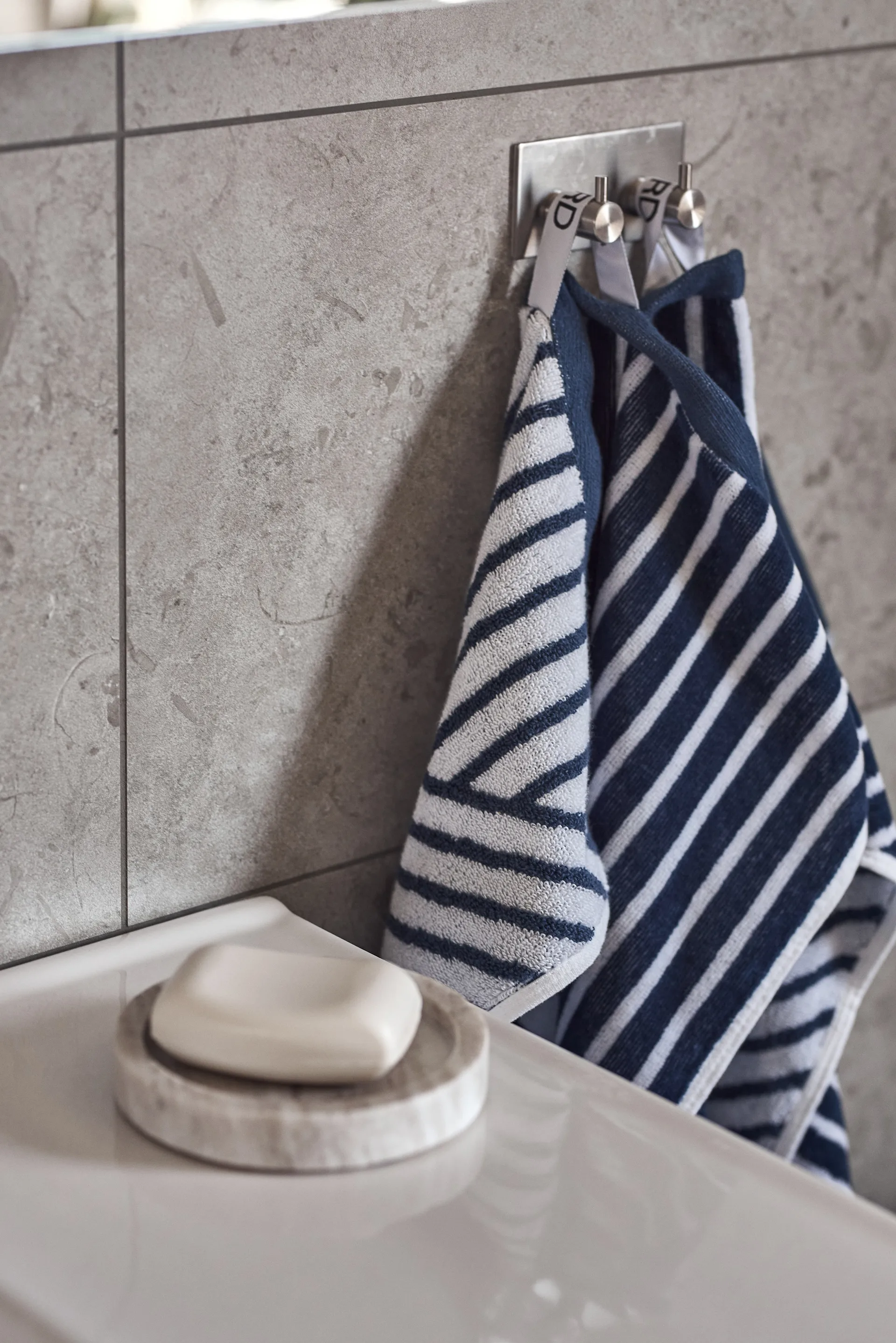 Stripes towel 50x70 cm, Blue NJRD