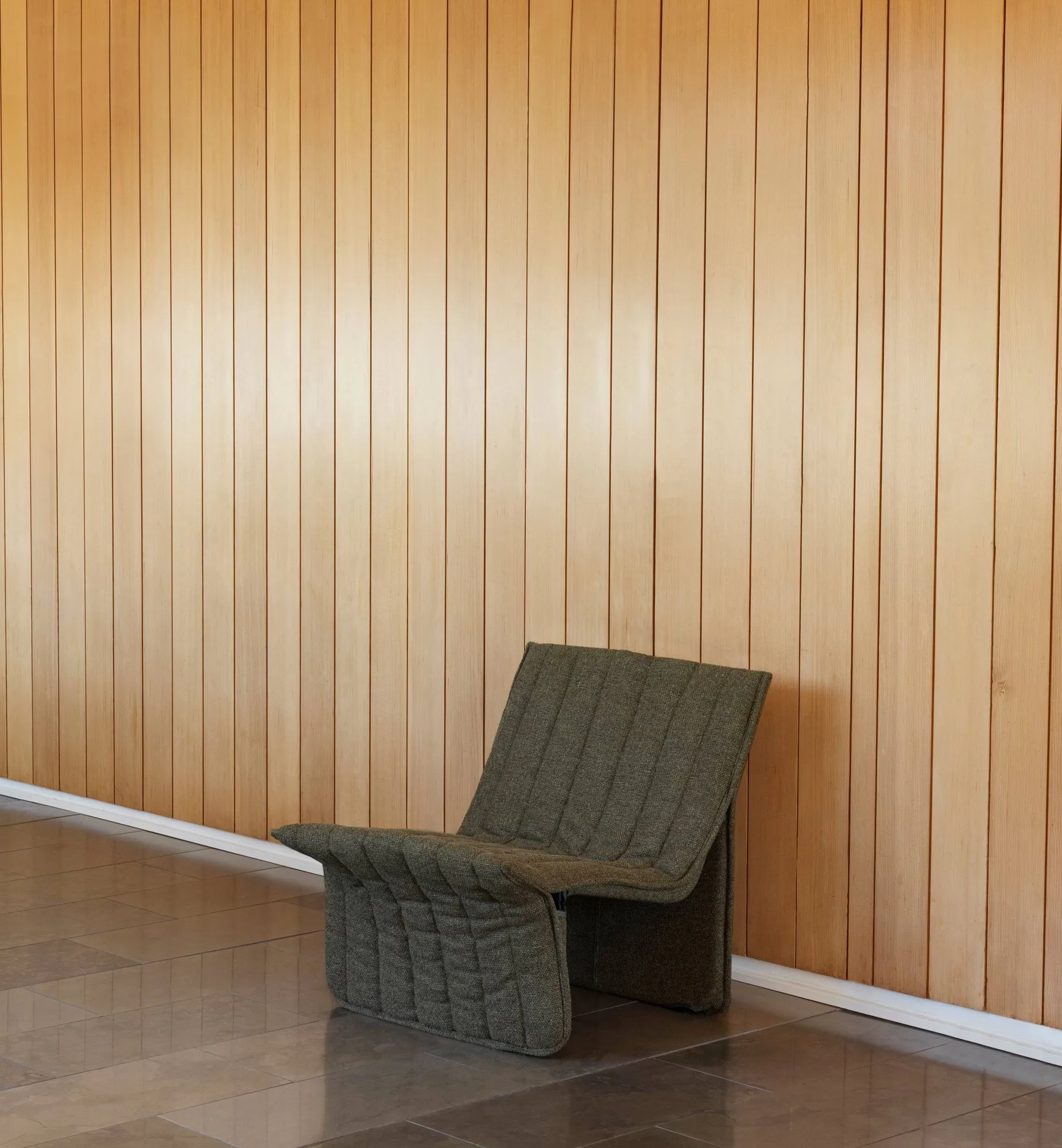 Limit lounge chair, Remix 223 beige Normann Copenhagen
