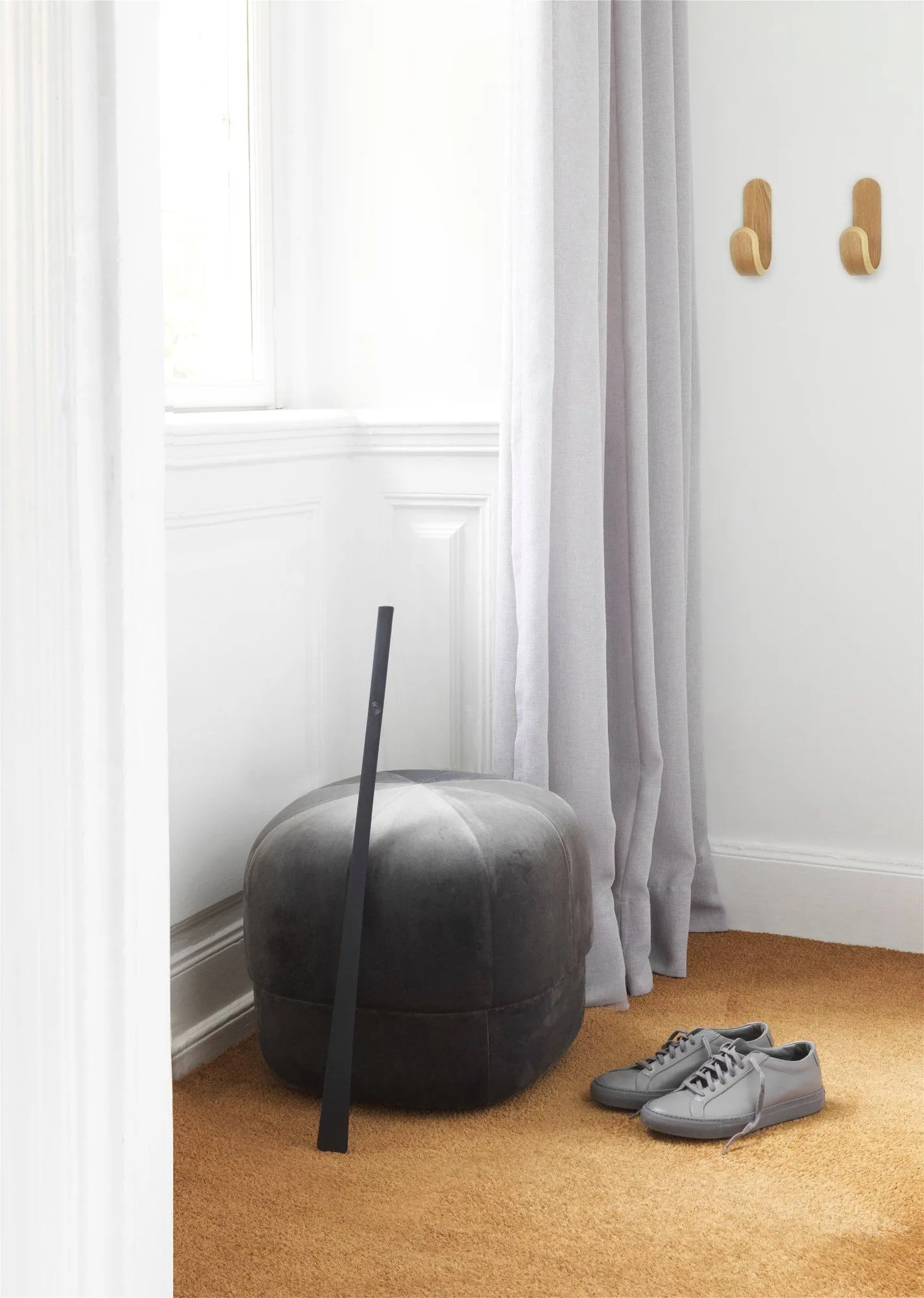 Normann shoehorn, Warm Grey (grey) Normann Copenhagen
