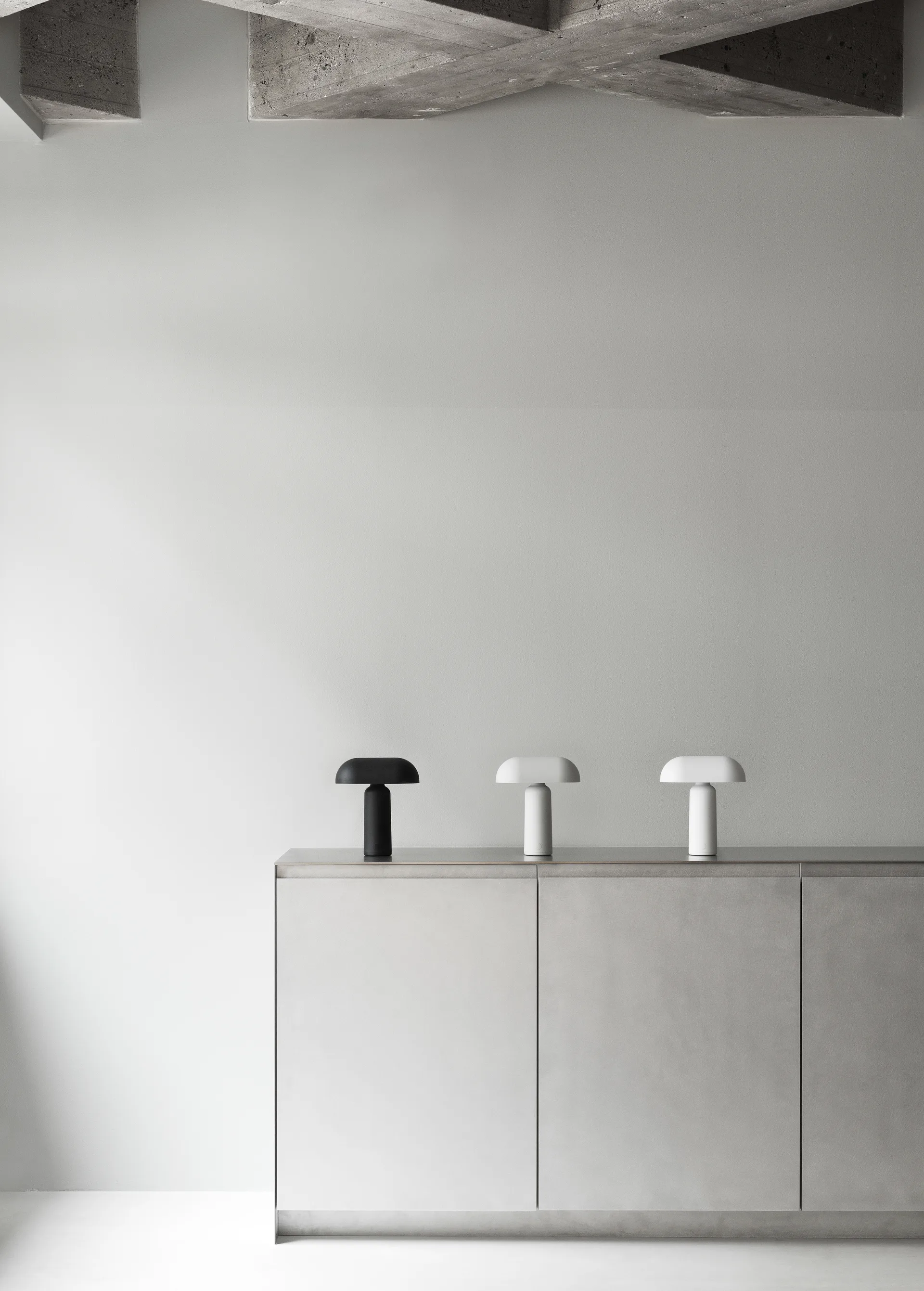 Porta table lamp, White Normann Copenhagen