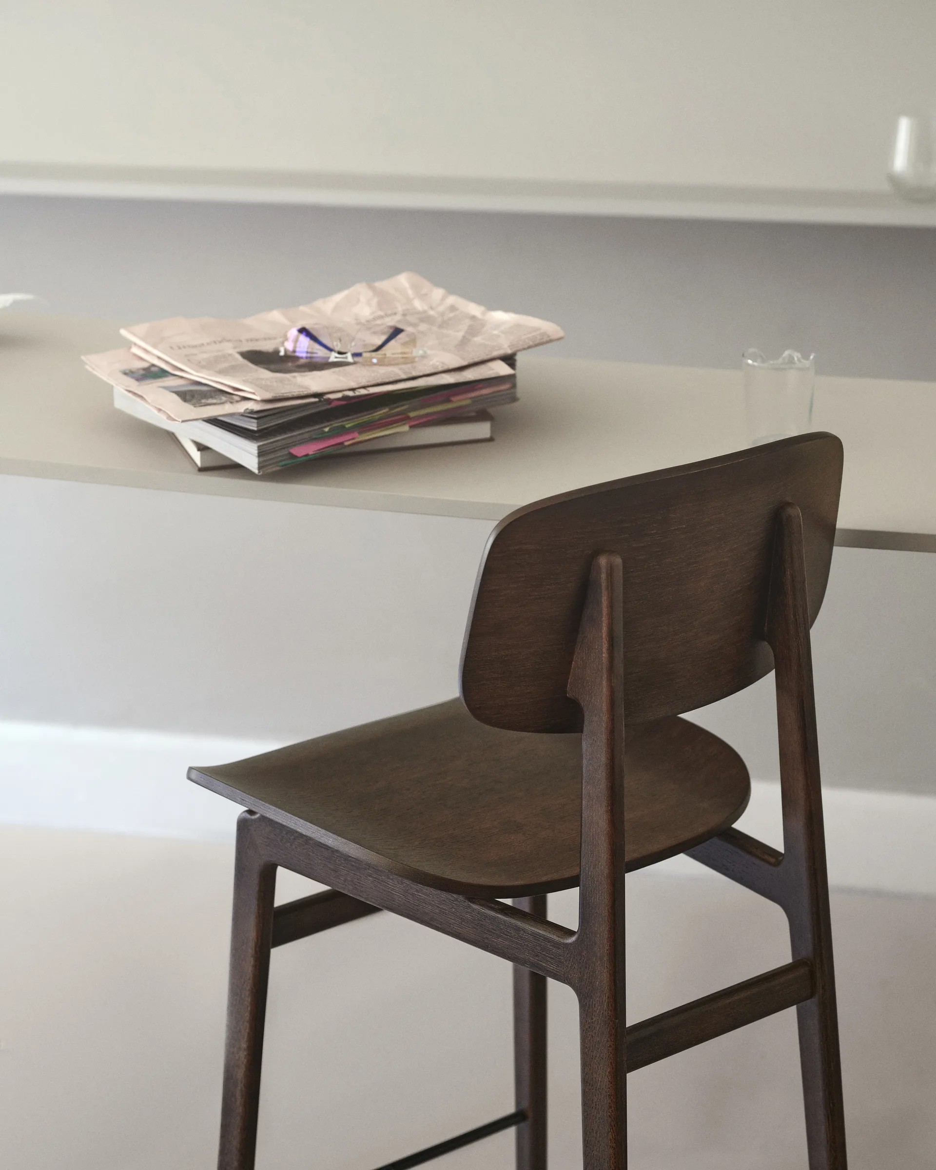 NY11 bar stool, Dark smoked oak, 75 cm NORR11