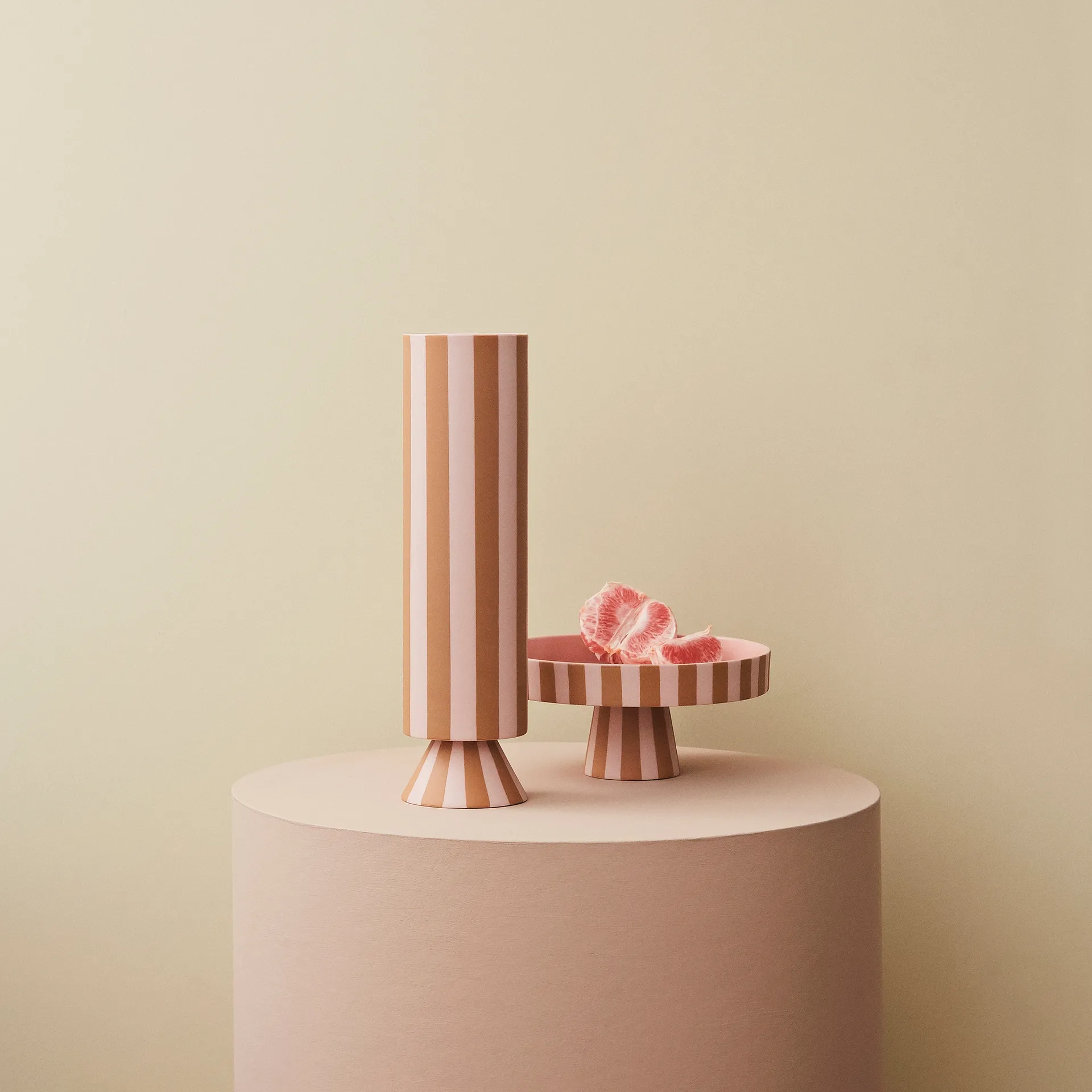Toppu serving saucer Ø20 cm, Caramel-rose OYOY