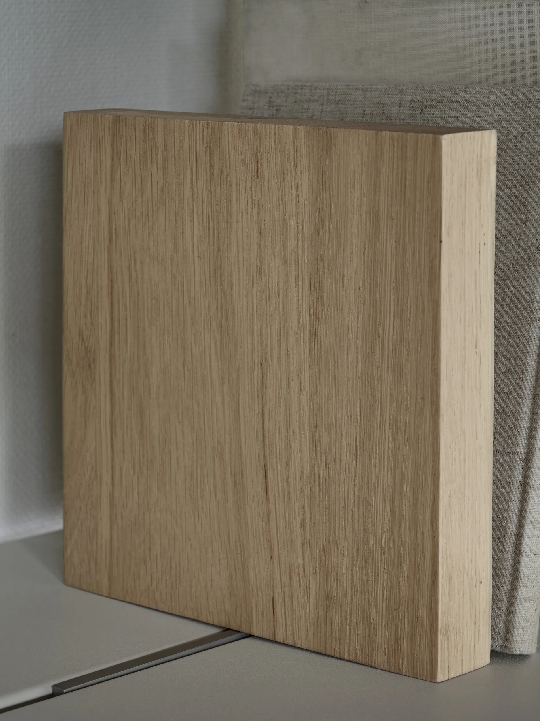 Pira G2 shelving system F C B White/Oak 240–247 cm Pira