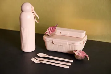 Tina cutlery set - Pink Pantone 489C - Sagaform