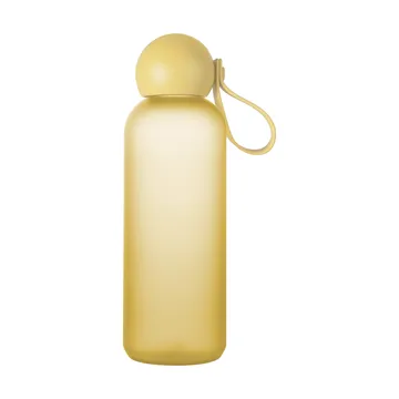 Tom water bottle 650 ml - Yellow - Sagaform