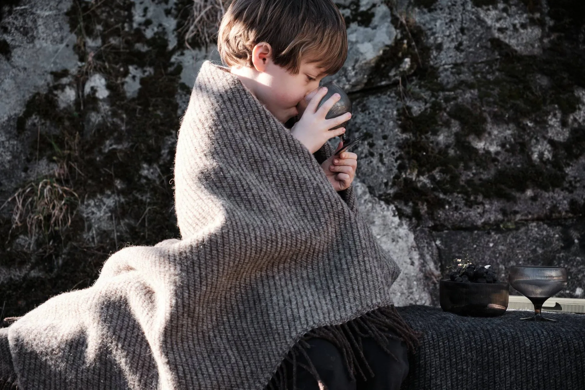 Ulli blanket 130x170 cm, Grey striped Sagaform